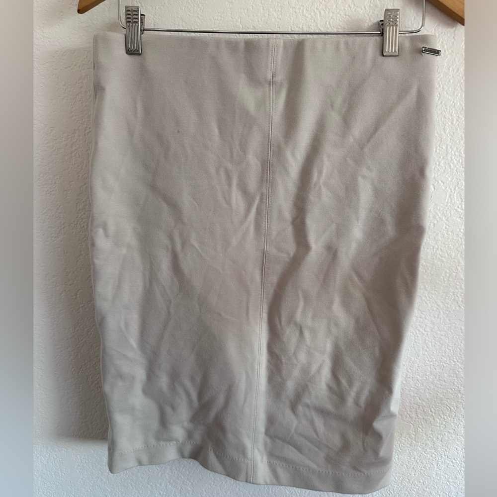 T Tahari Pencil Skirt in Taupe Grey- Size L